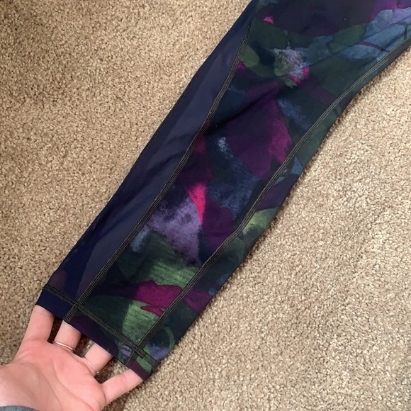 Lululemon multicolor leggings - Picture 5 of 12